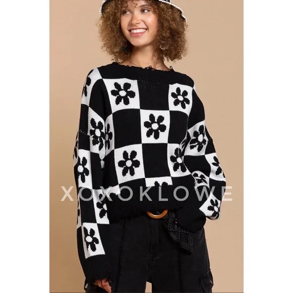 LAST ONE POL Daisy Flower Checkerboard Pattern Sweater Relaxed Fit - Picture 4 of 11